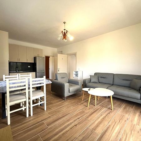 Vila 4 Stinet Vlorë Buitenkant foto