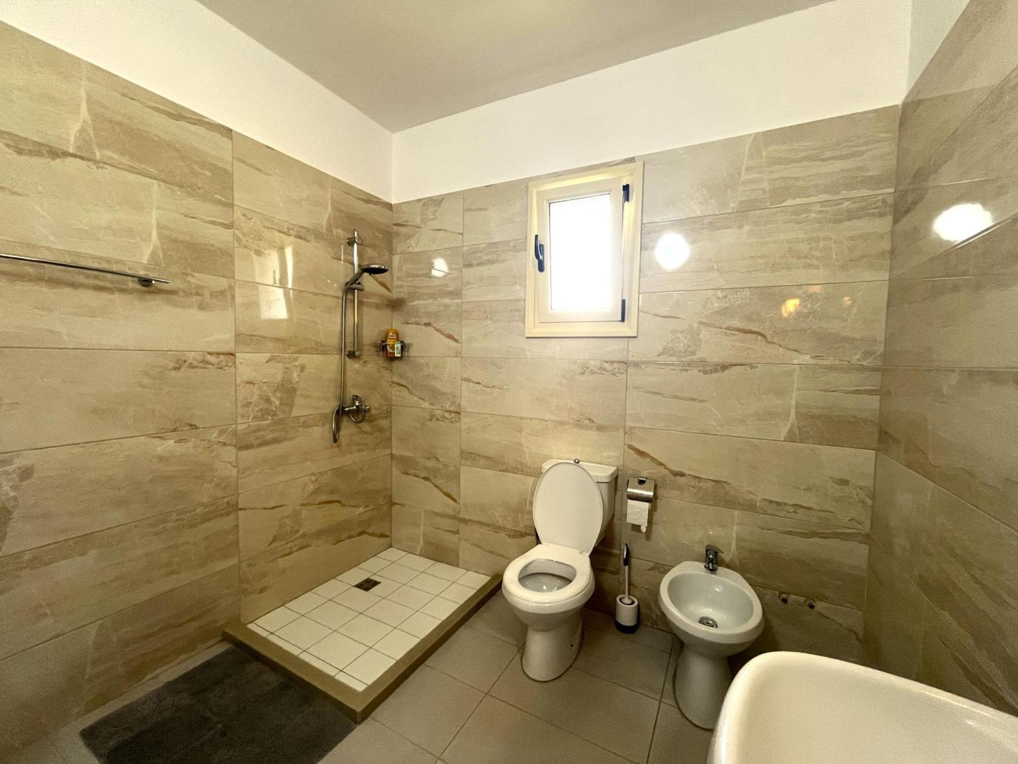 Vila 4 Stinet Vlorë Buitenkant foto