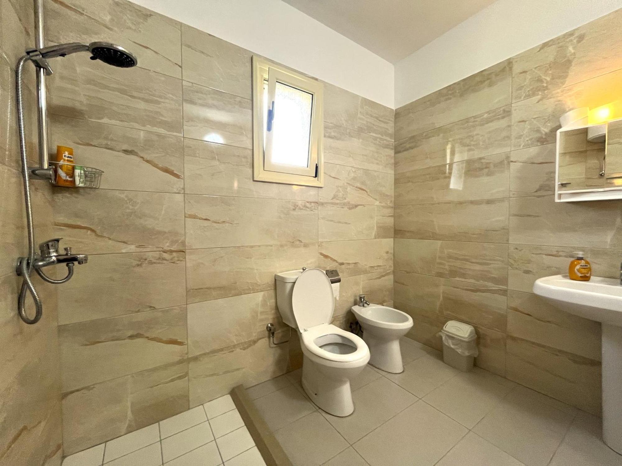 Vila 4 Stinet Vlorë Buitenkant foto